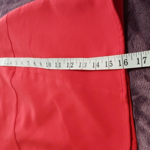Leith. NWOT. Red Mini Skirt; Wide Waist Band; Back Zipper Closure. Size M. - Picture 7 of 11